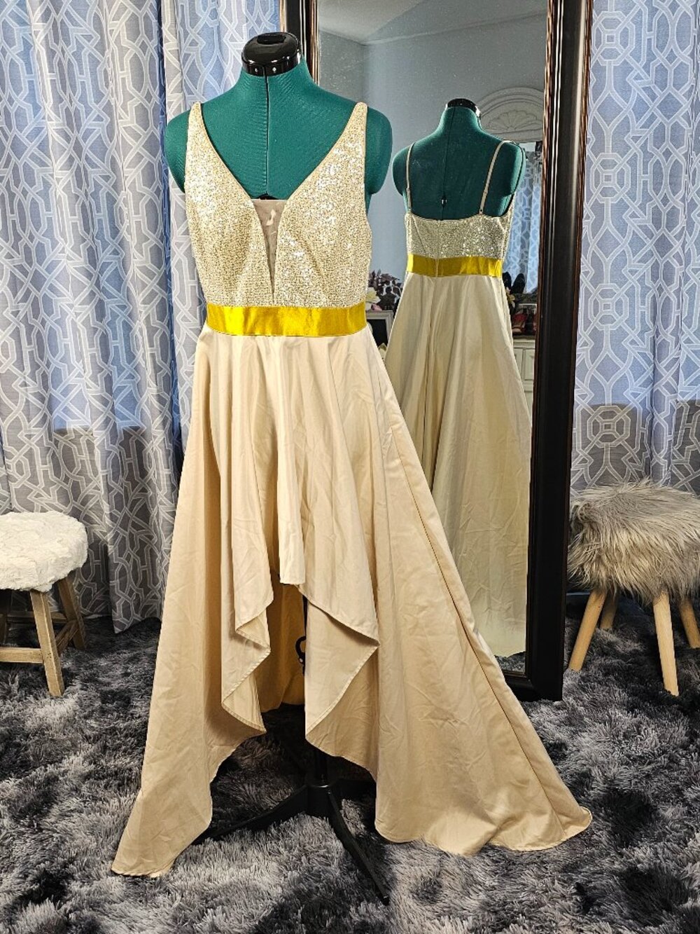 Ever‑Pretty Gold Sequin High‑Low Evening Dress – Fits Size 6/8